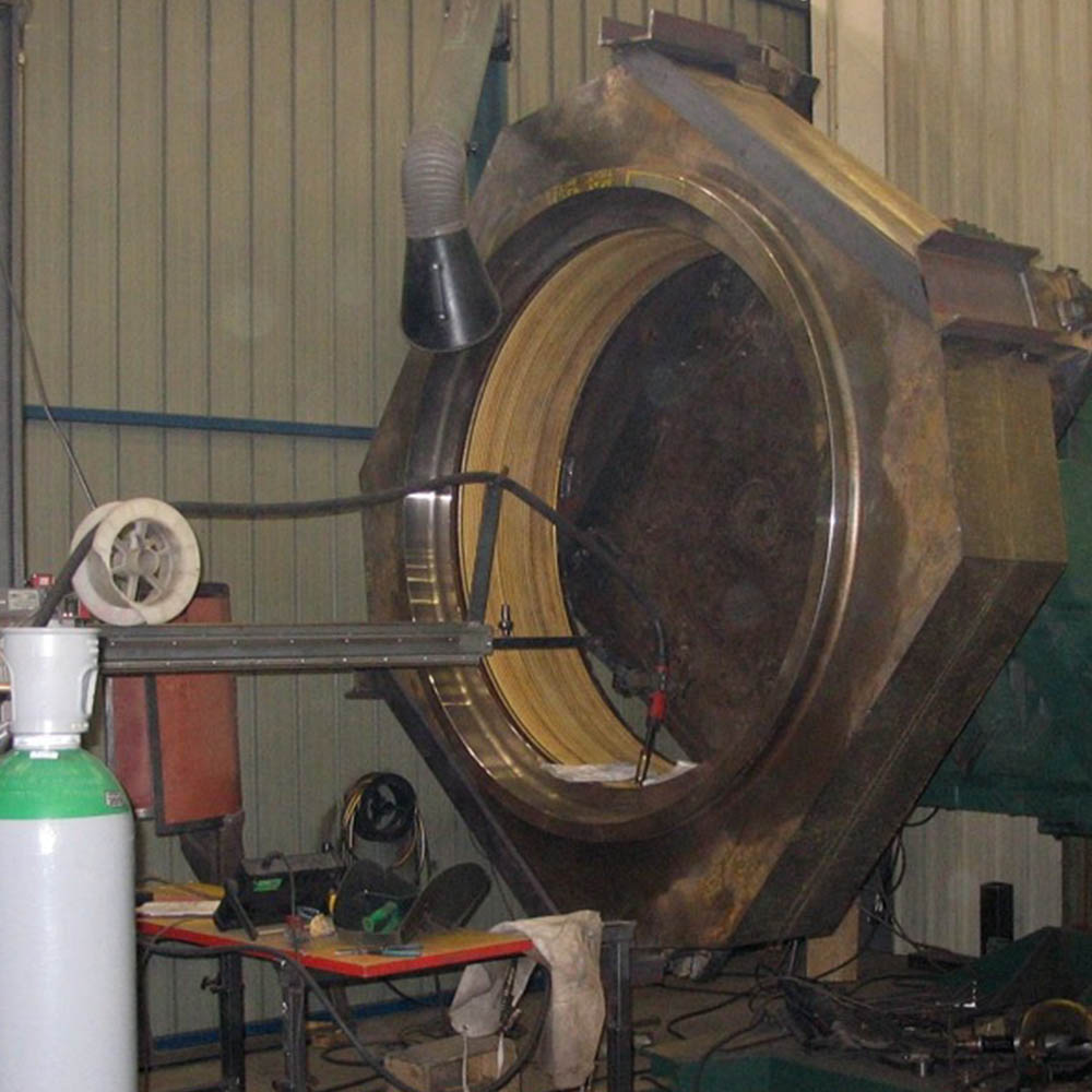 Riporti metallici cladding finiture metalli speciali lavorazioni meccaniche conto terzi Treviso