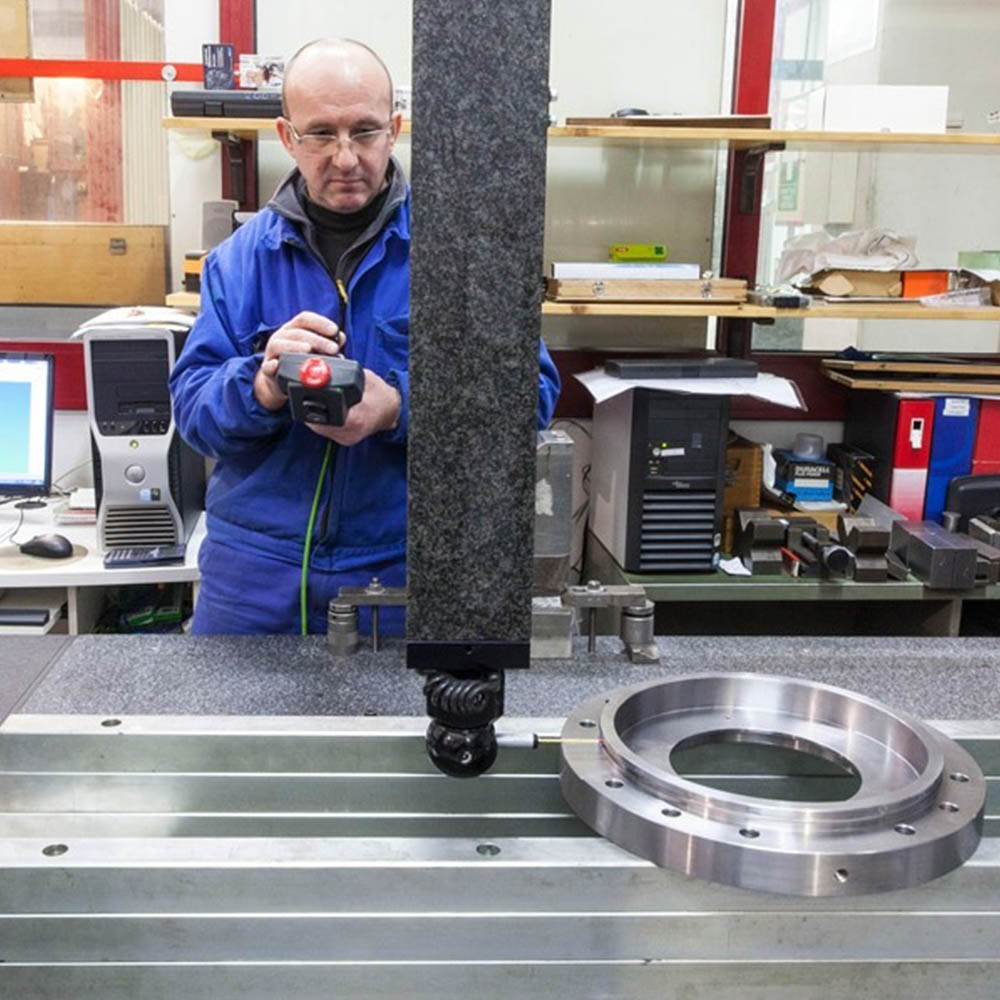 Test liquidi penetranti verifiche controllo dimensionale e collaudo lavorazioni meccaniche Treviso
